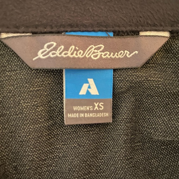 Eddie Bauer Hiking Jacket - light weight - Picture 3 of 5